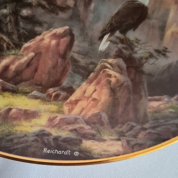 1993 The Danbury Mint "Vigilant Beacon" Plate - Picture 5 of 10